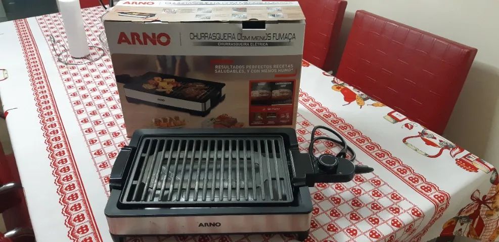Churrasqueira Elétrica Arno ( NOVA )