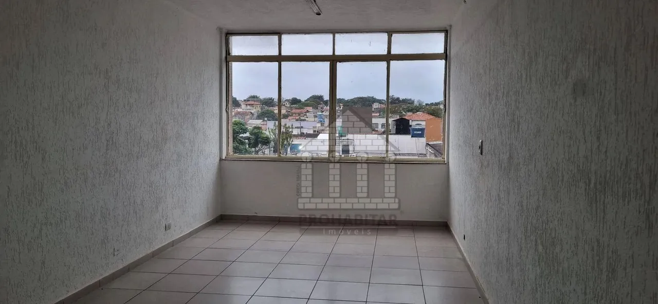 Sala comercial na Cidade Dutra
