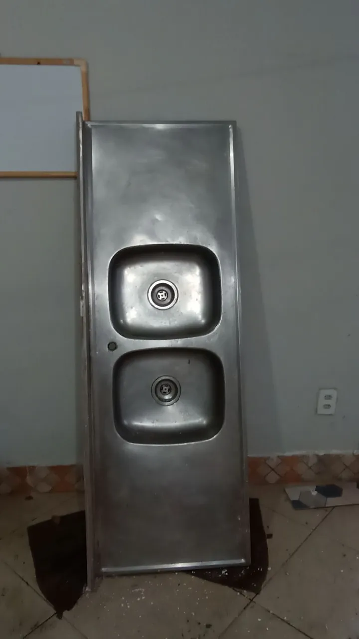 Cuba de aço inox com duas cubas