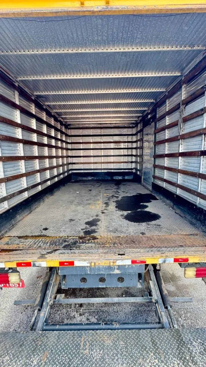 Mercedes-benz Accelo 1016 - 4x2 - Ano 2016 - Foto 7