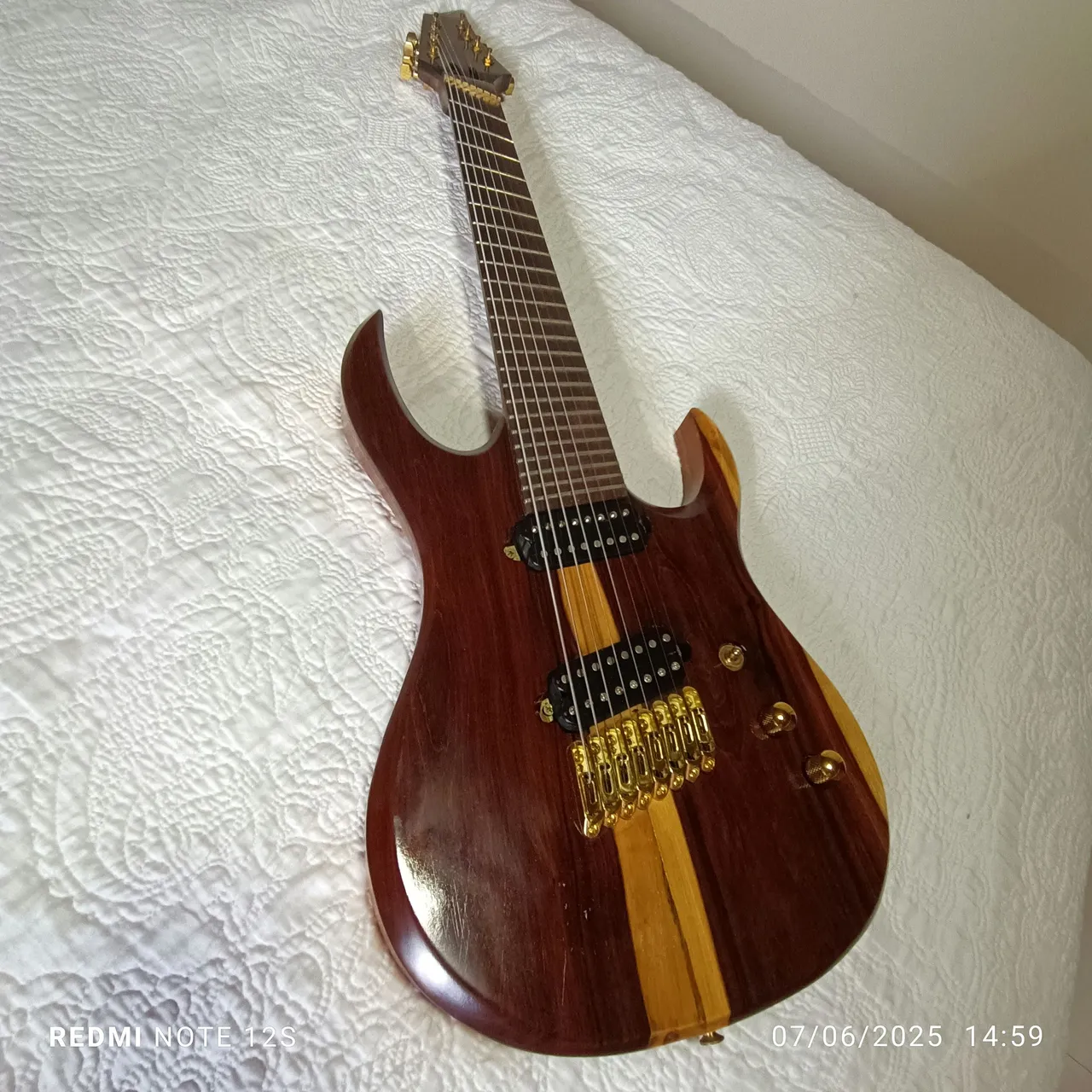 Guitarra 8 Cordas Personalizada