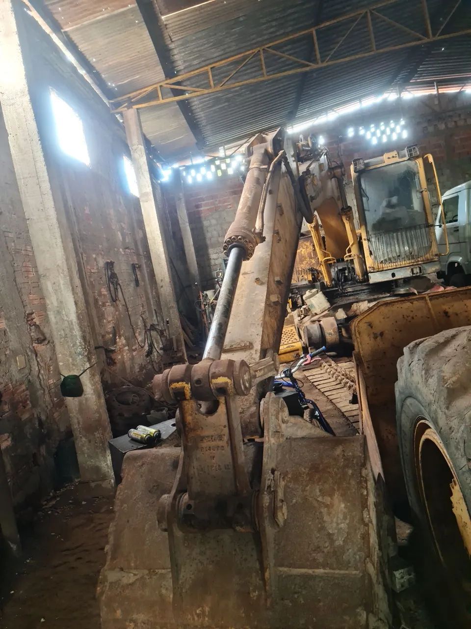 Peças para escavadeira sdlg 6150 - Foto 5