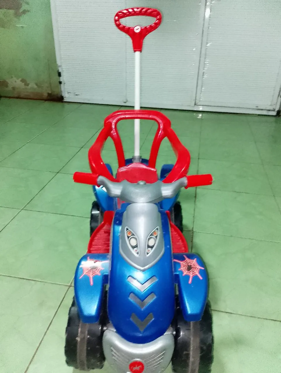 Quadriciclo Infantil Spiderman
