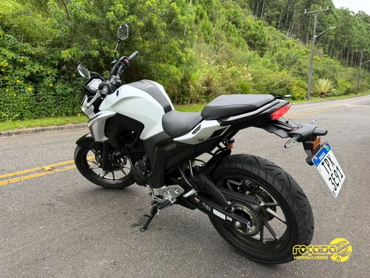 FZ25 250 FAZER CONNECTED - Foto 3