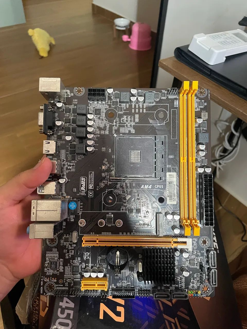 Placa mãe A520 2.-TG am4