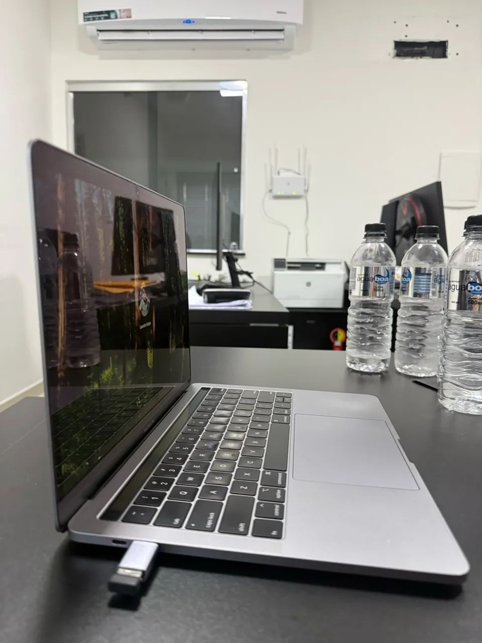 Macbook Pro 2019 - Foto 4