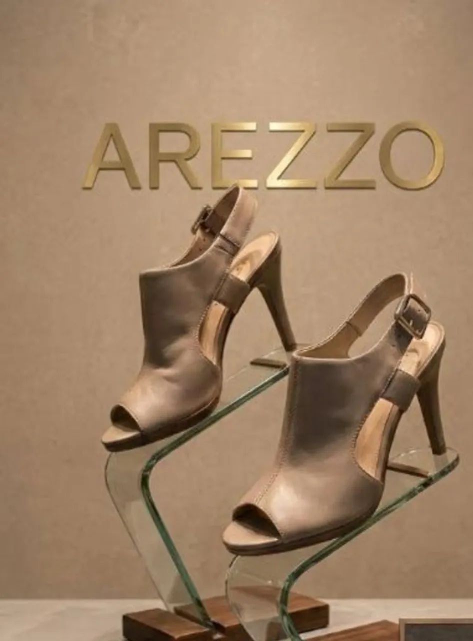 Sandália Arezzo 