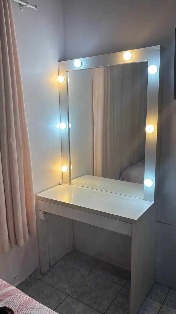 DRESSING TABLE MAKEUP STATION65568093572097123