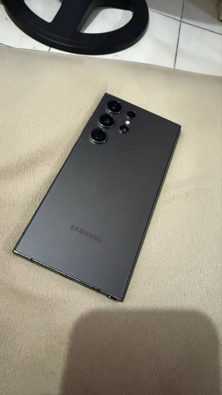 Samsung Galaxy S24 Ultra 256GB  - Foto 2