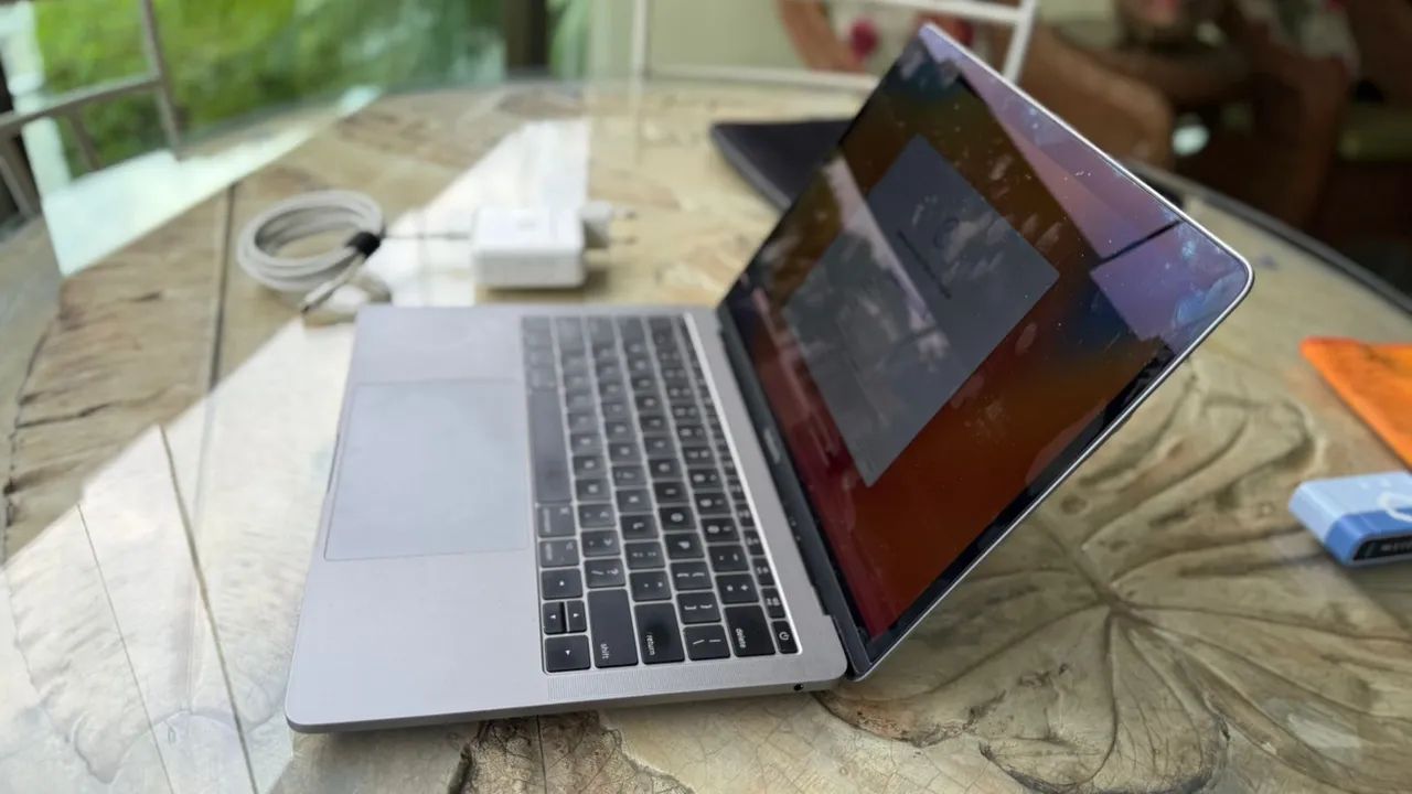 MacBook Pro  - Excelente Estado - 256 GB SSD + Acessórios