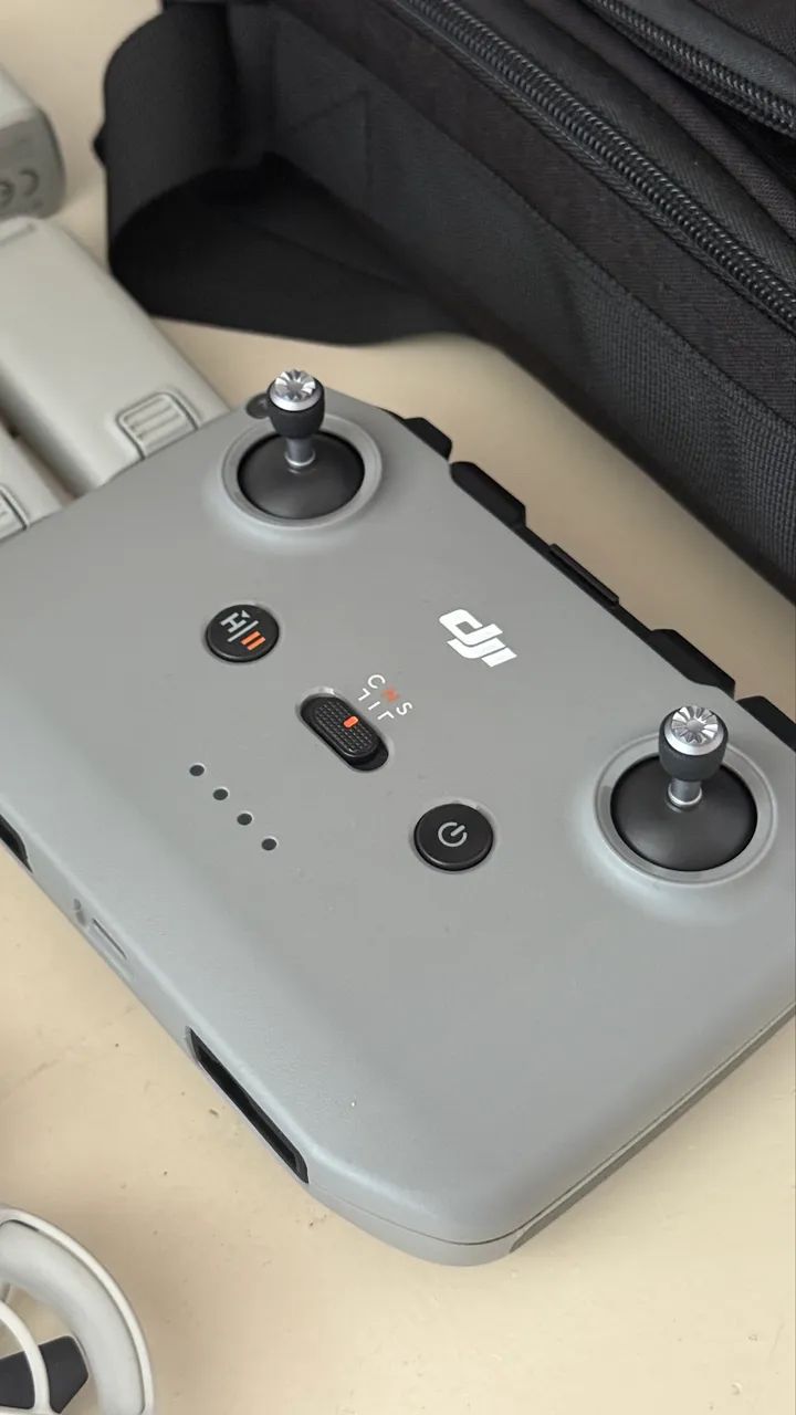 Drone DJI Neo Combo Fly More - Foto 3