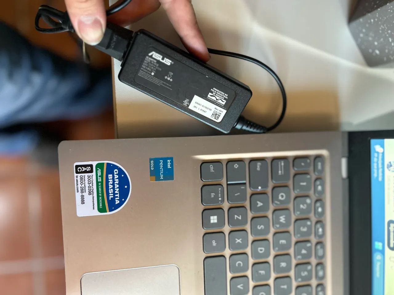 Notebook ASUS VivoBook 15 - Foto 4