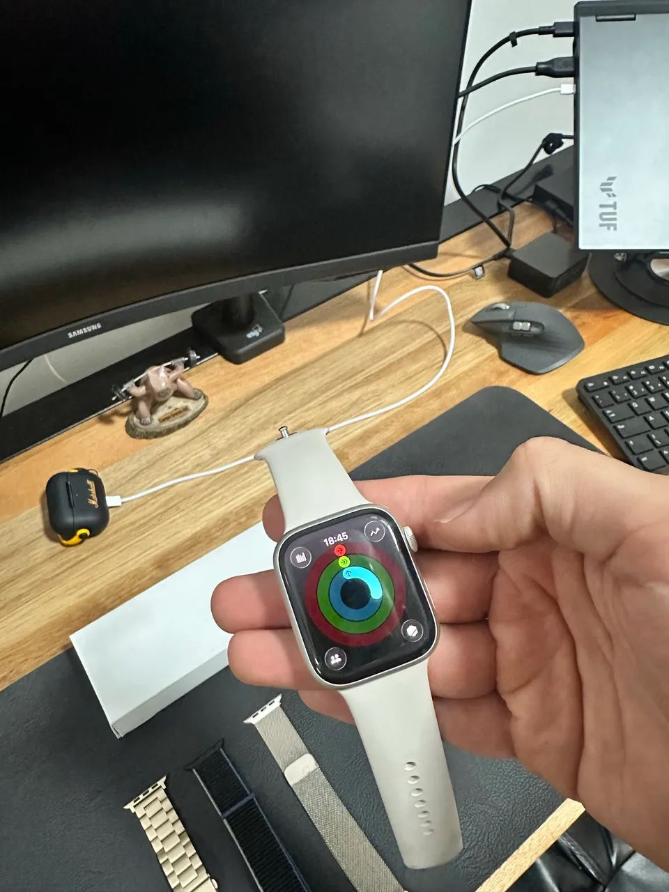 Apple Watch - Series 9 - Starlight - 45mm - Foto 2
