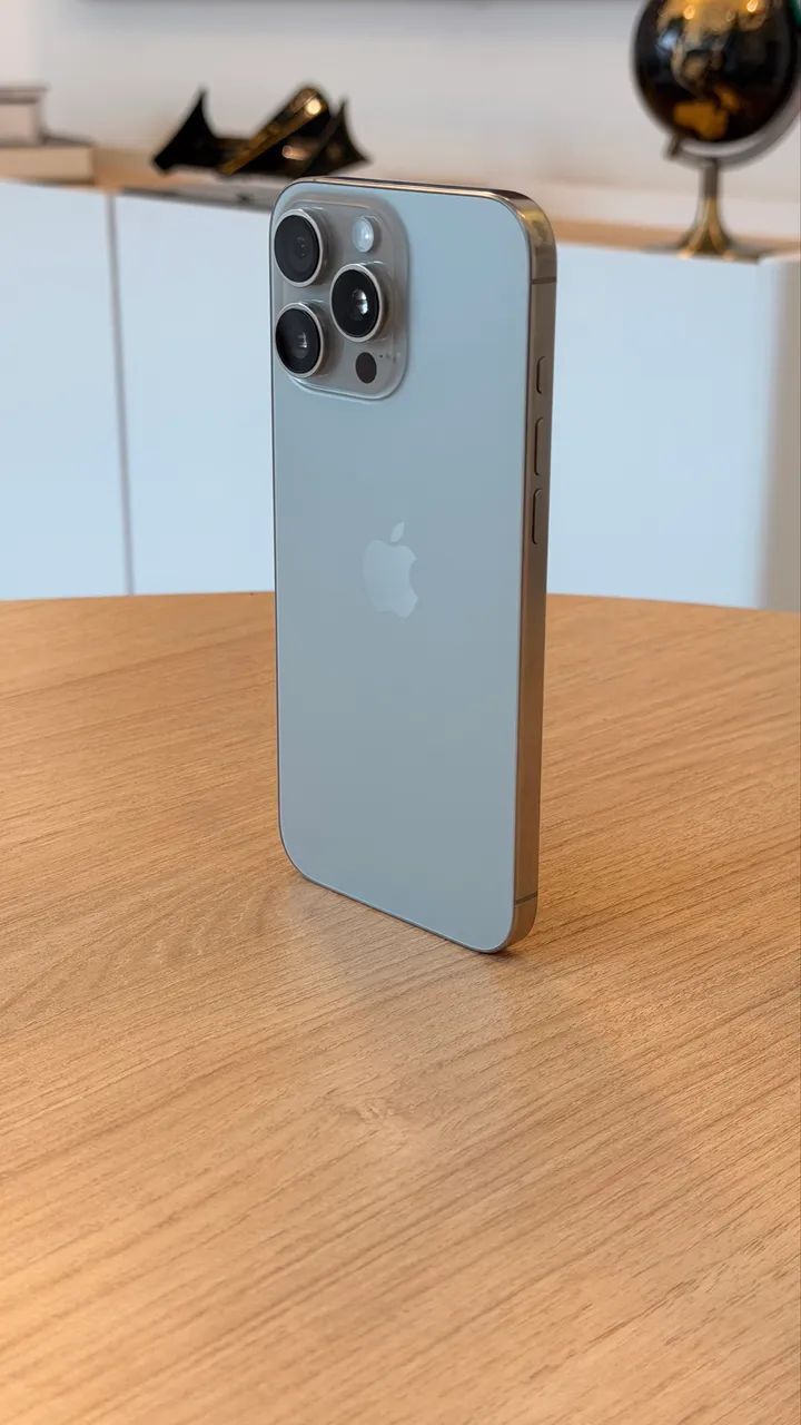 iPhone 16 Pro Max 256gb Titanium natural  - Foto 2