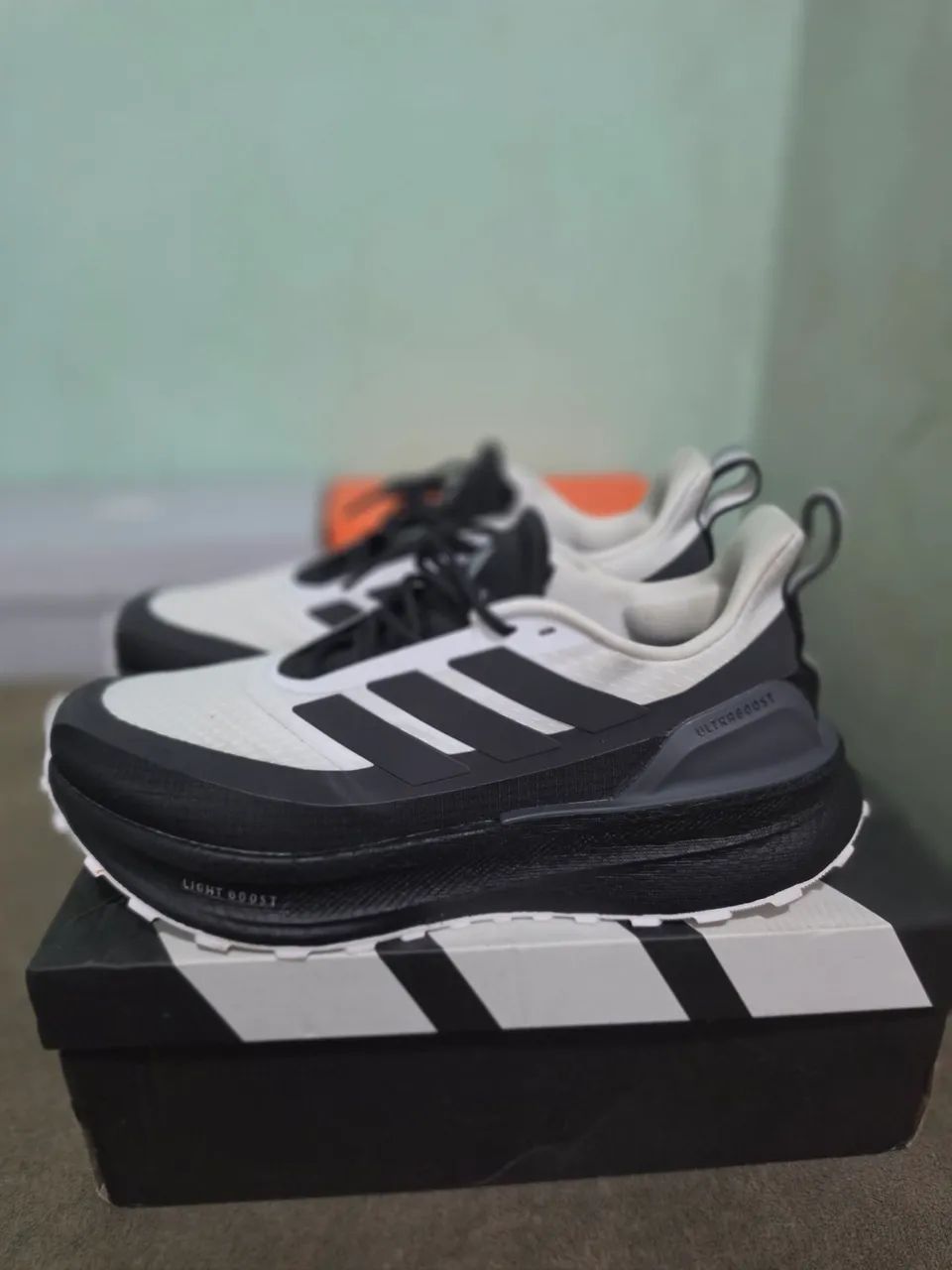 Tenis adidas ultraboost 