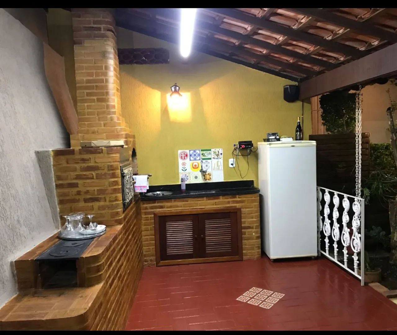 Linda Casa no Centro da Cidade - Foto 3