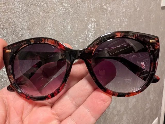 Óculos de Sol Feminino Liz Claiborne