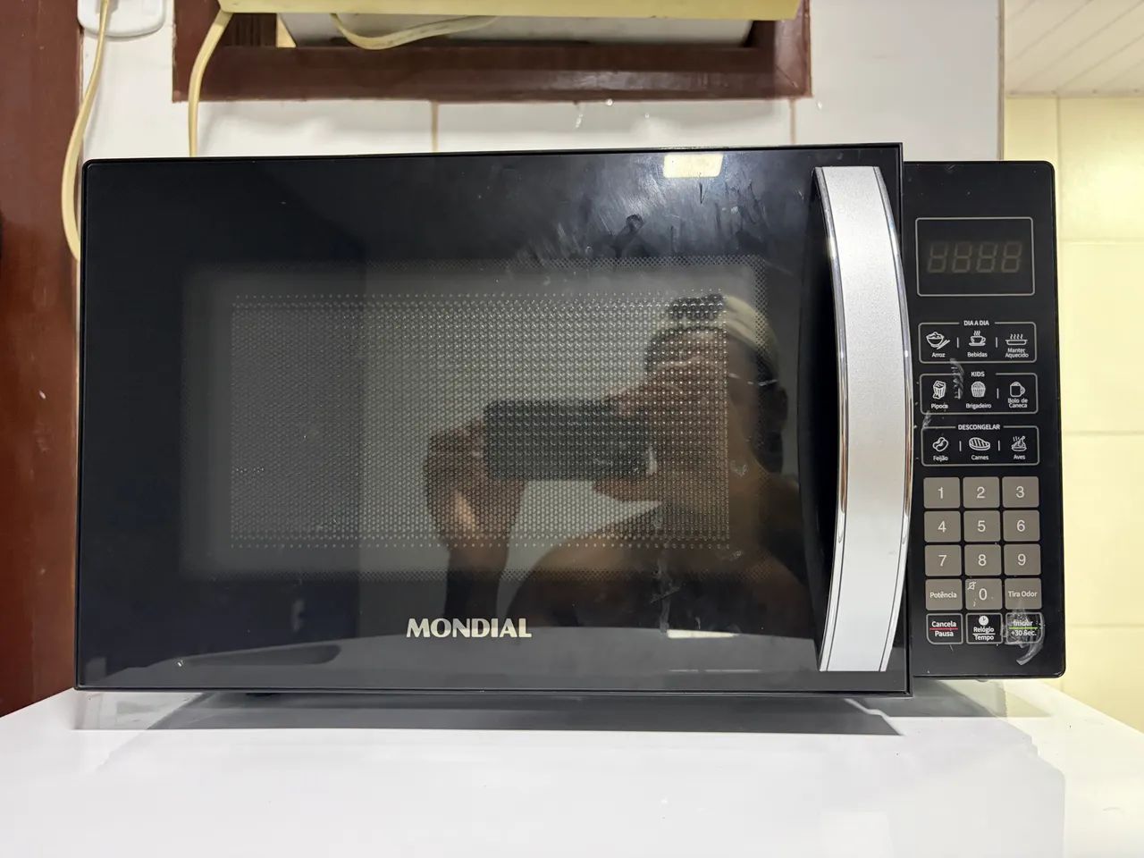 Microondas mondial 21L 