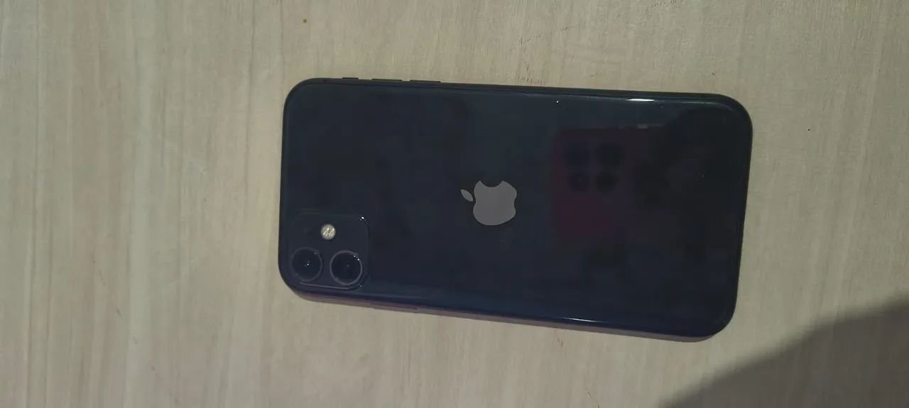iPhone 11 conservado 