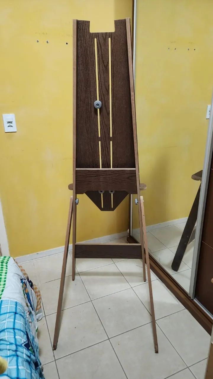 Cavalete para pintura em ótimo estado - Foto 2