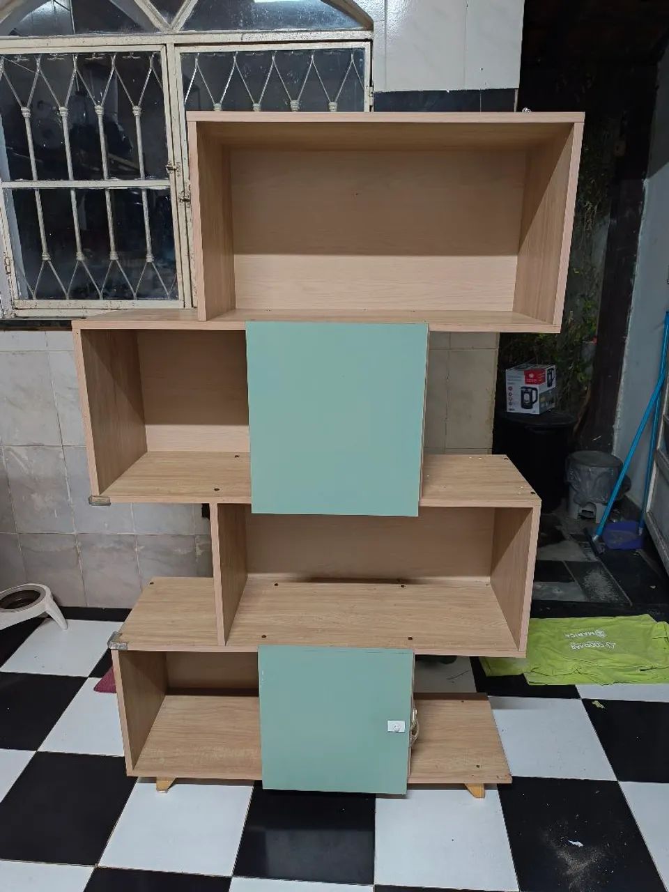 Mesa e armário de escritório  - Foto 3