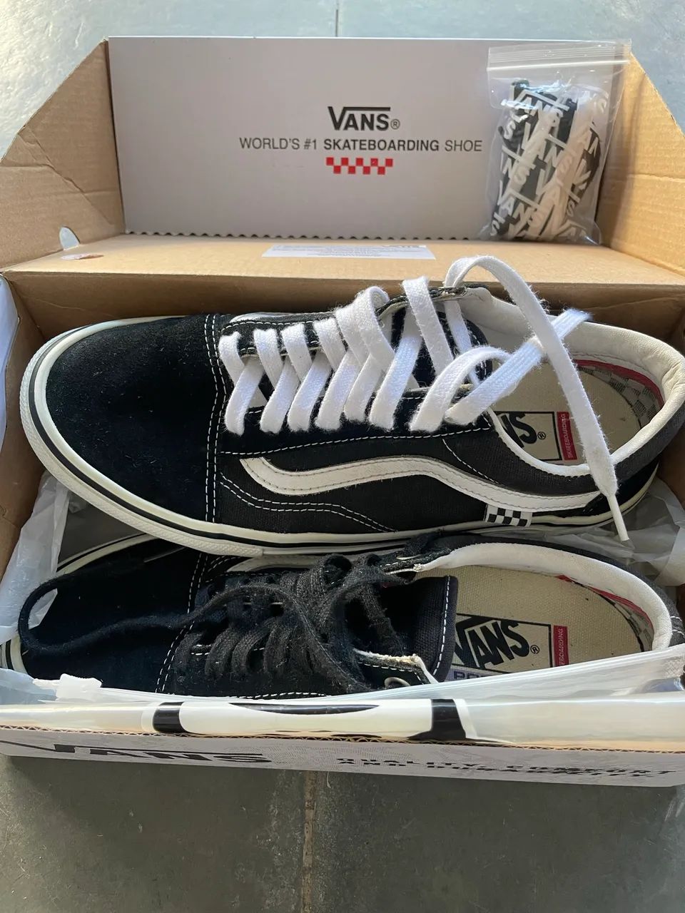 Vendo tênis vans original n40  - Foto 2