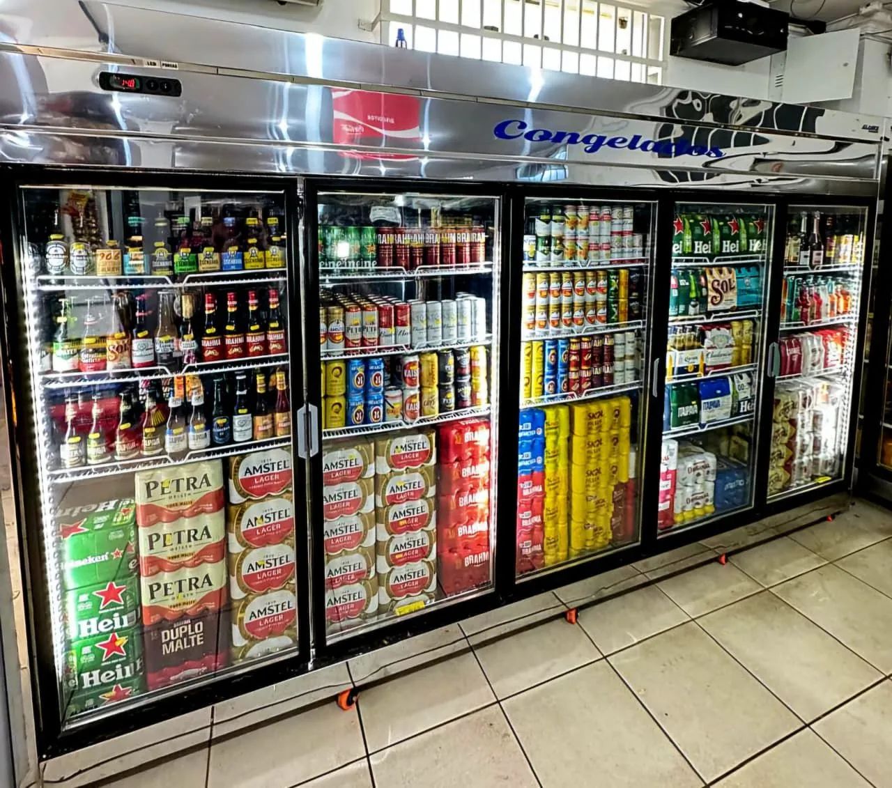 Vendo geladeira 
