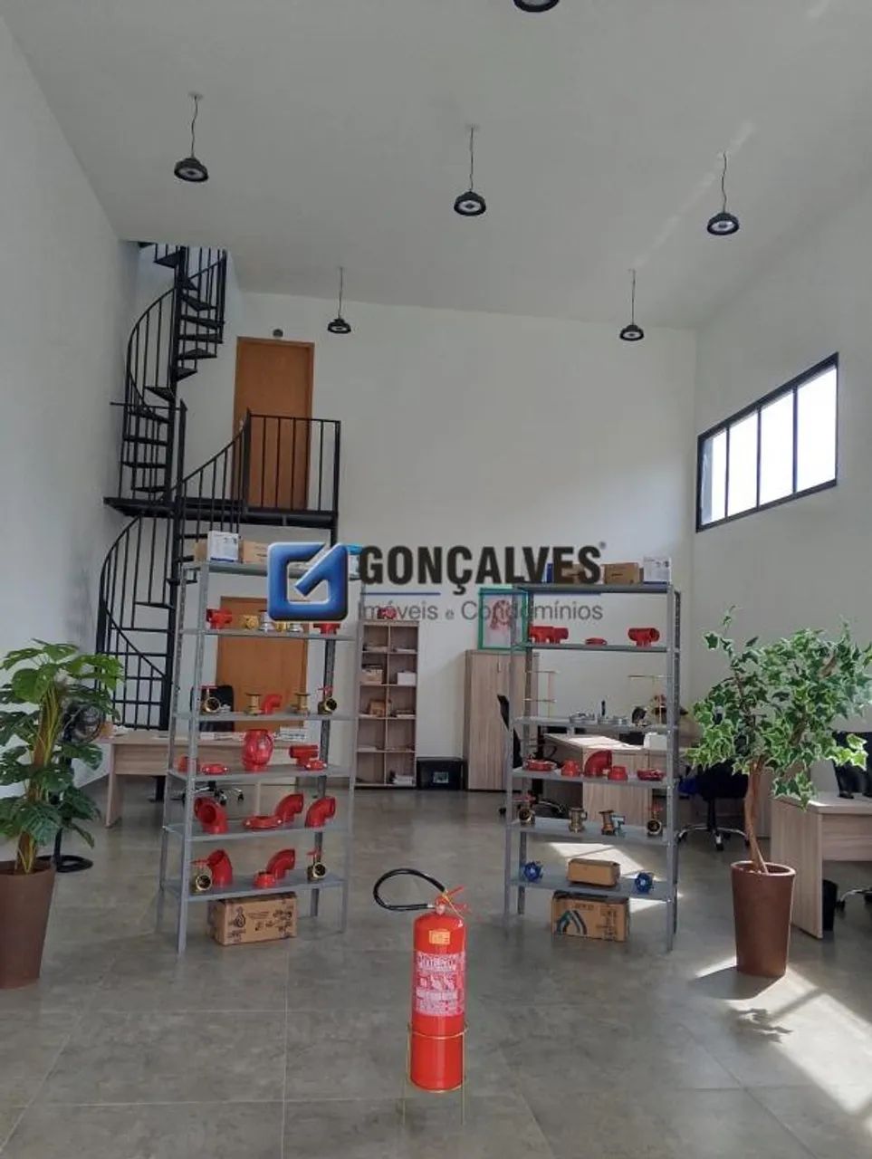 Prédio Comercial Ocupado em Nova Petrópolis, SBC  216 m² Internos, 198 m² de Terreno - Foto 2