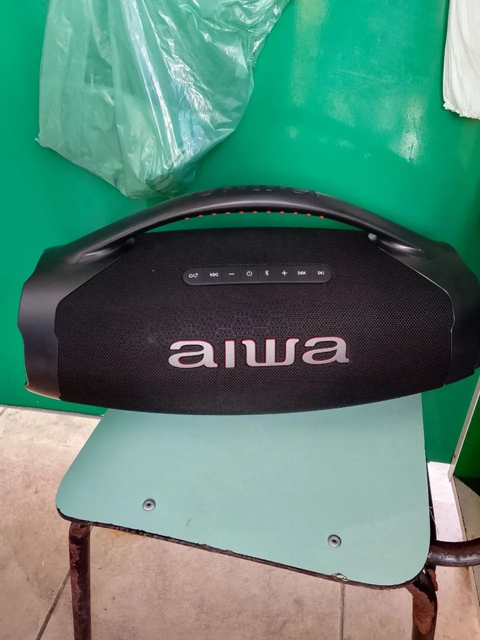 Caixa Aiwa jbl