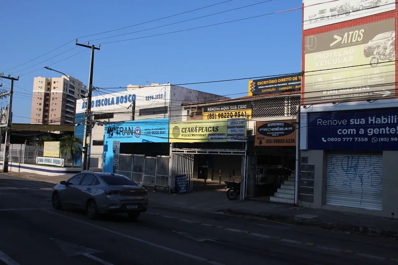 Prédio/Edifício inteiro para venda com 390 metros quadrados com 16 quartos - Foto 3