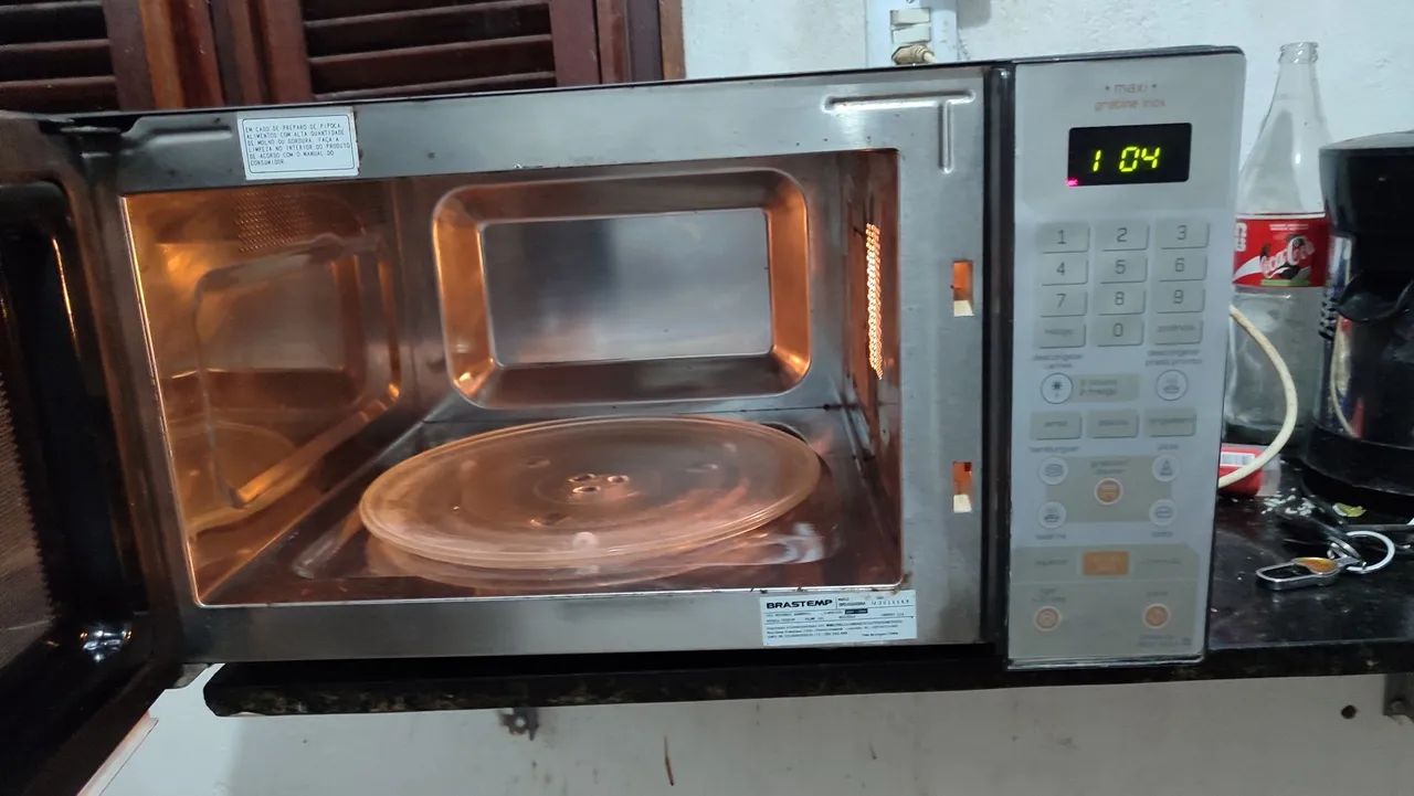Vendo microondas Brastemp 30 l inox - Foto 5