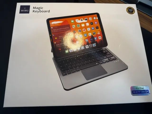 Magic Keyboard para Ipad 10.9 / 11" Air 2024