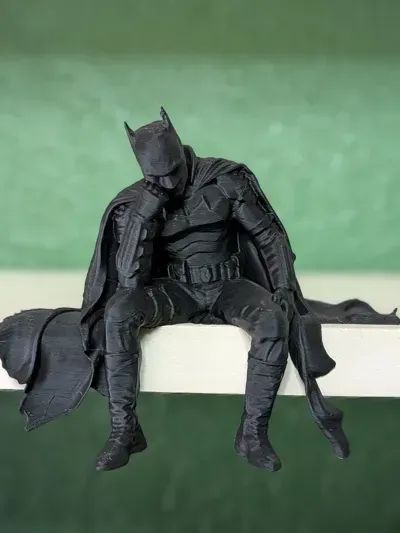 Action Figure Estátuas Batman e Darth Vader Sentados / Decoração Geek e Colecionável - Foto 2