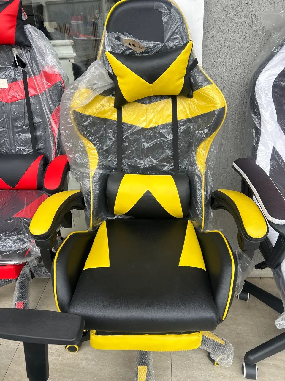 Cadeira gamer novas só 690 - Foto 4