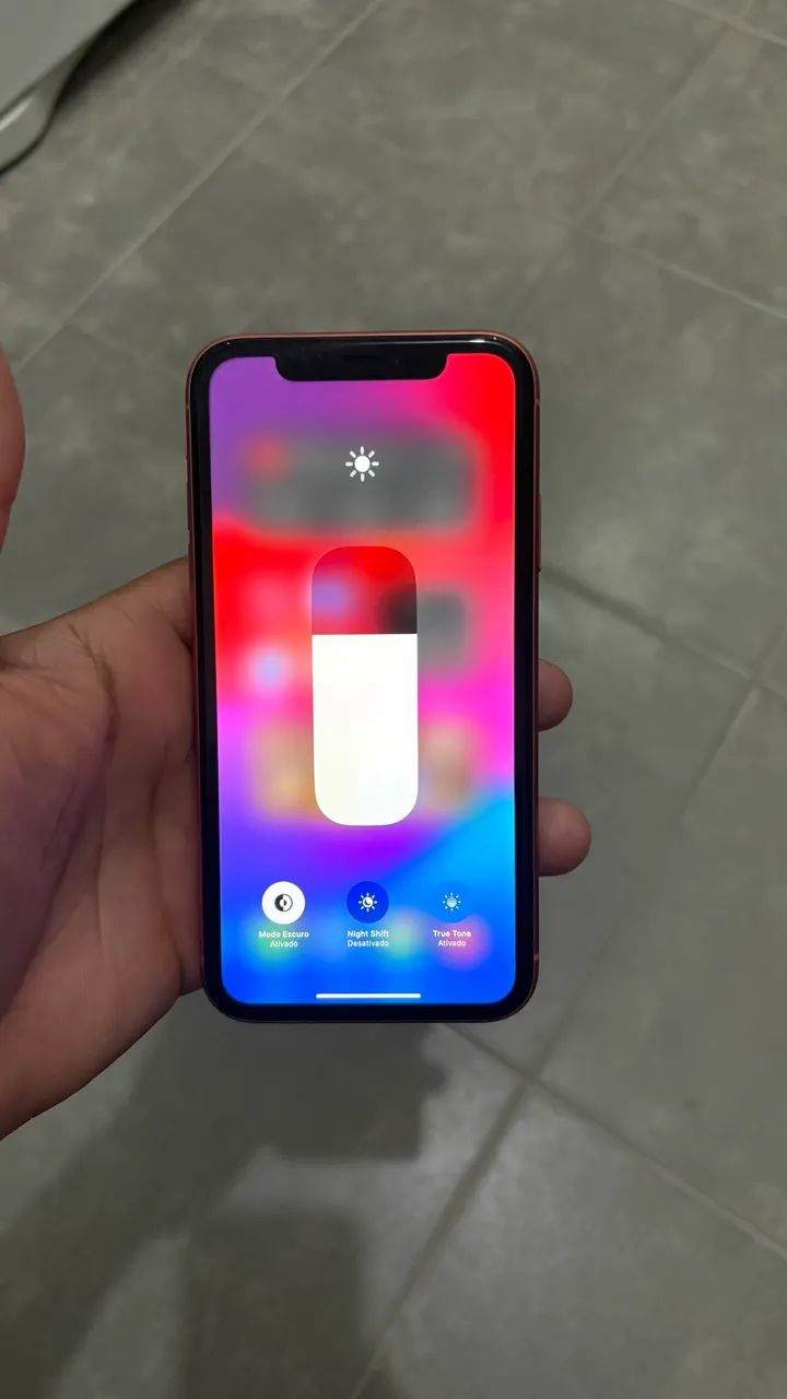 iPhone XR 128 gb - Foto 2