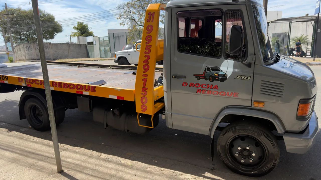 Oportunidade! Mercedes 710 plus  - Foto 2