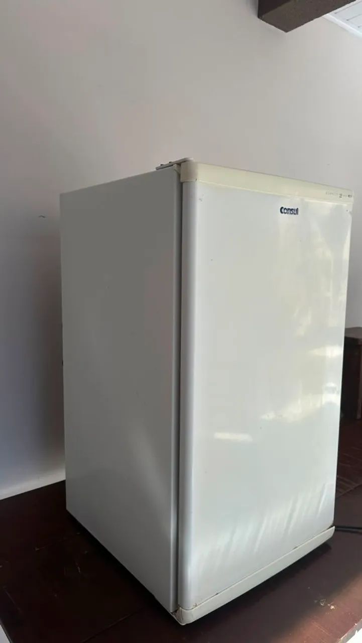 Vendo freezer Consul Compacto 100 litros, - Foto 2