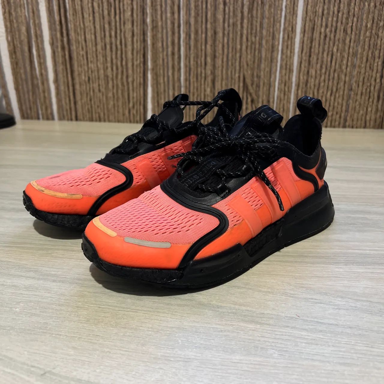 Tênis ADIDAS NMD V3 Laranja