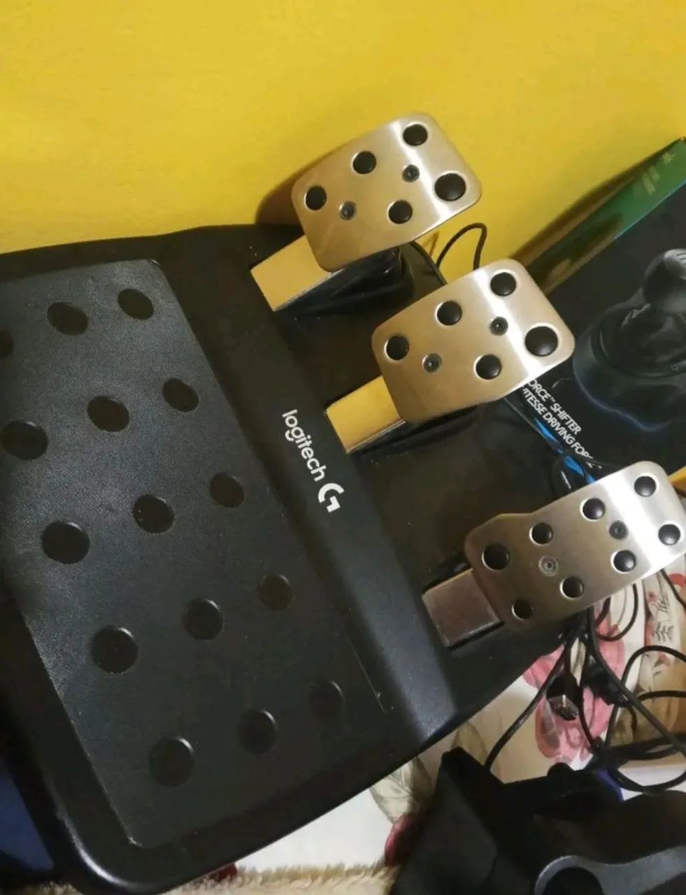 Volante Logitech g29  - Foto 4