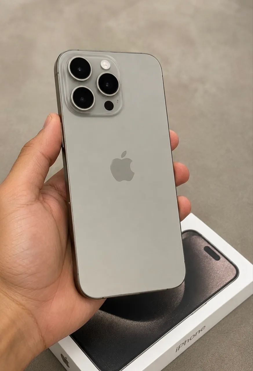 iPhone 16 Pro Max - Foto 2