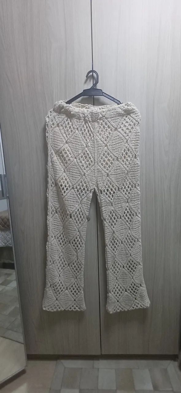 Calça crochet cru M com forro shorts - Foto 5