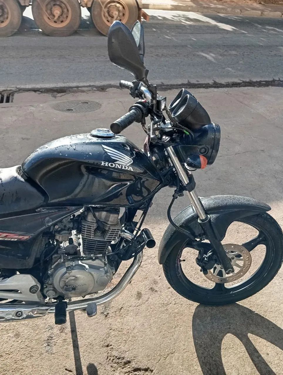 Vendo CG 150  - Foto 4