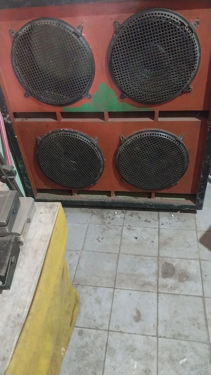 Vendo essa caixa de grave de  15 polegadas pra radiola leia!!! - Foto 2