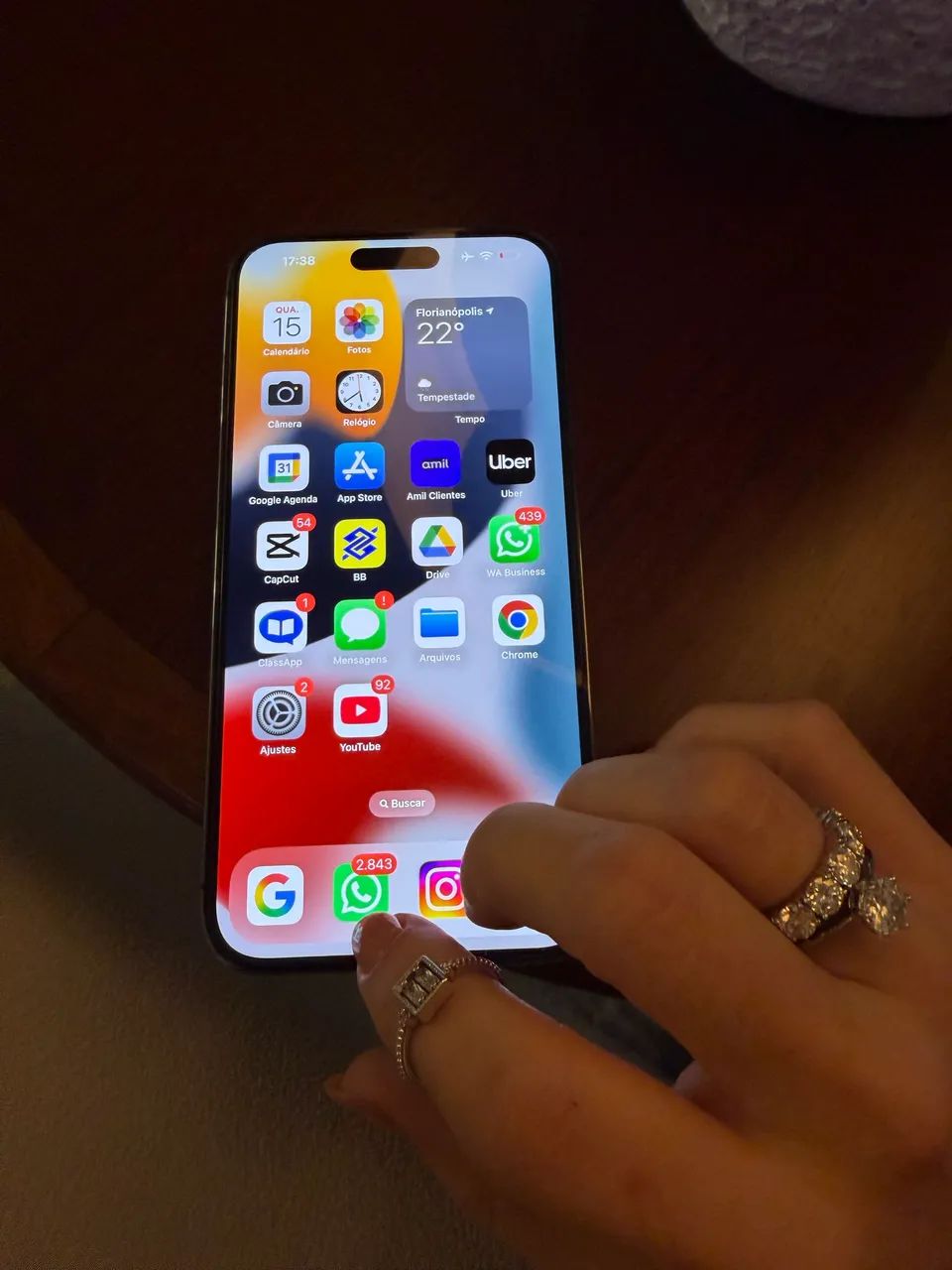 iPhone 14 Pro Max em excelente condição 