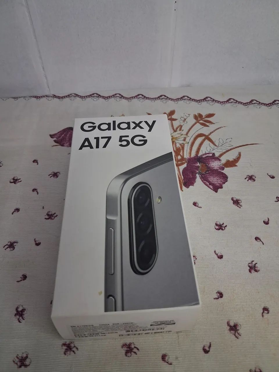 Caixa  celular  Galaxy A 17