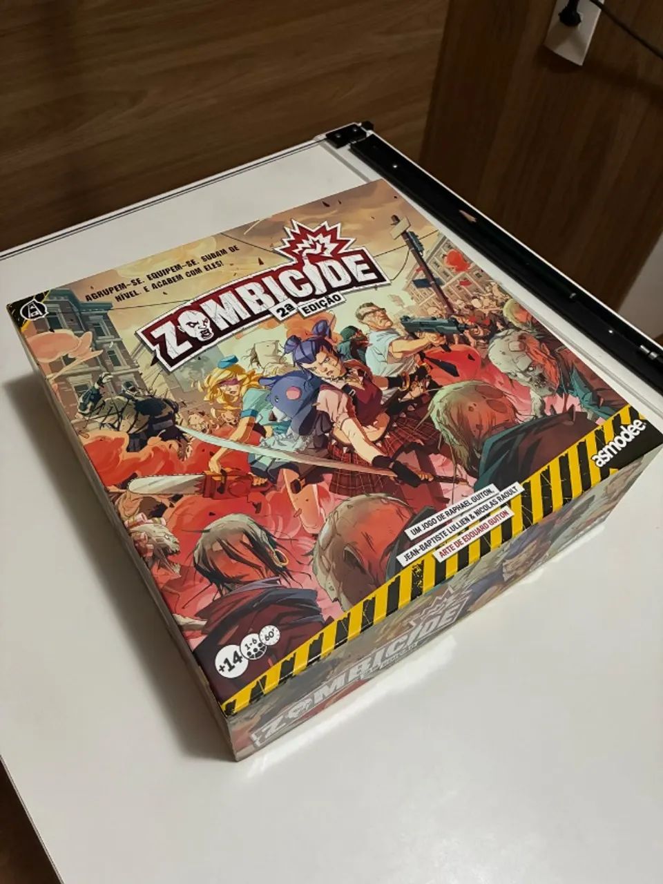 Zombicide 2a Edição Sleevado - Foto 4