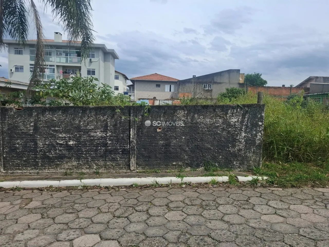 Terreno próximo da principal via do Santinho - Foto 2