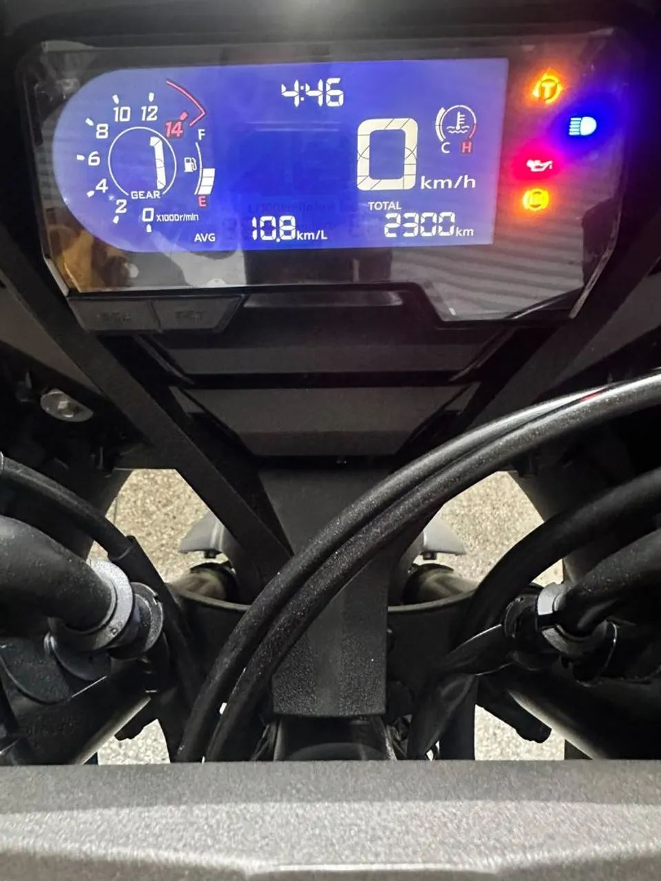 CBR 650r Honda  - Foto 3