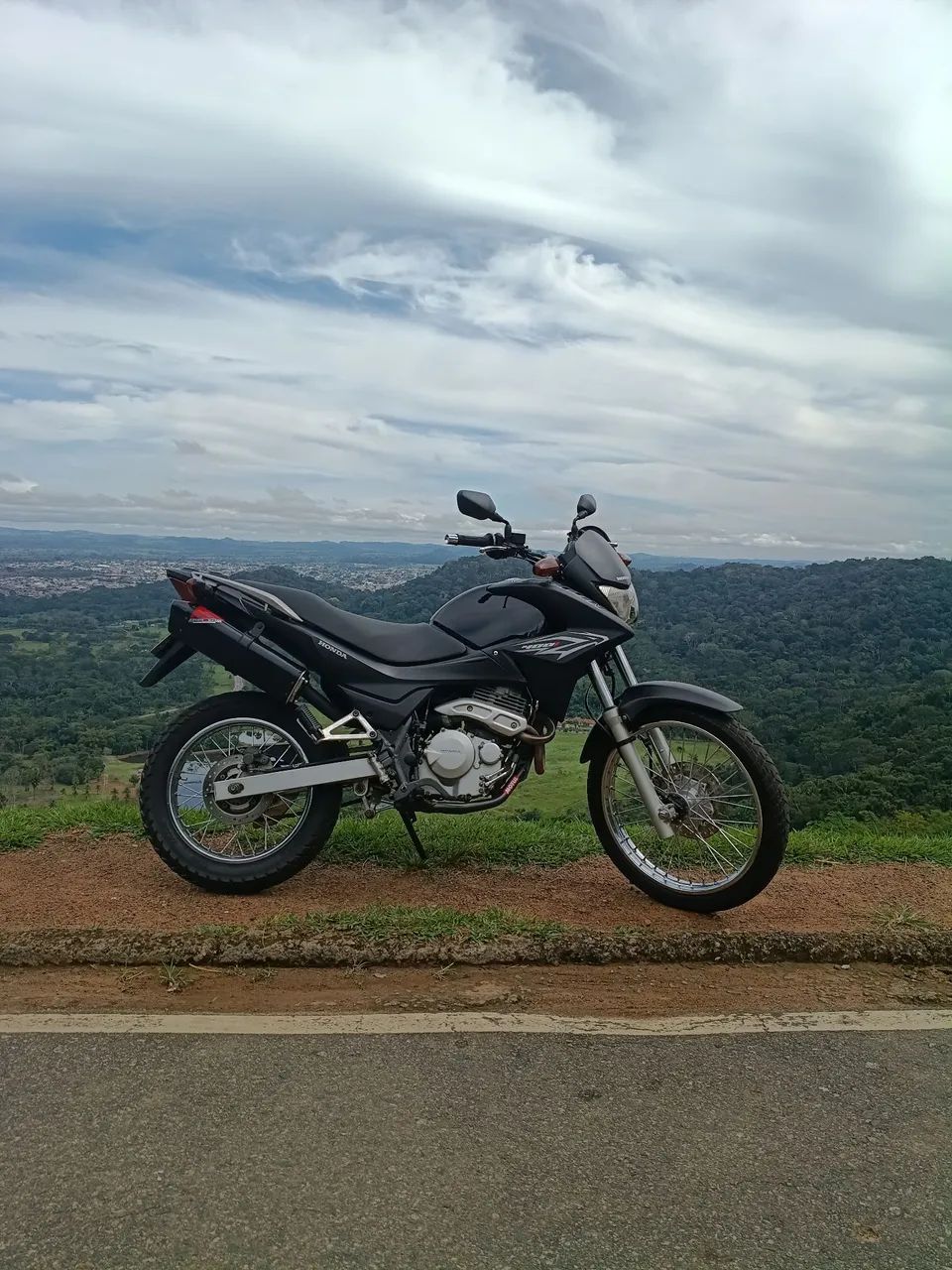 Vende falcon 400