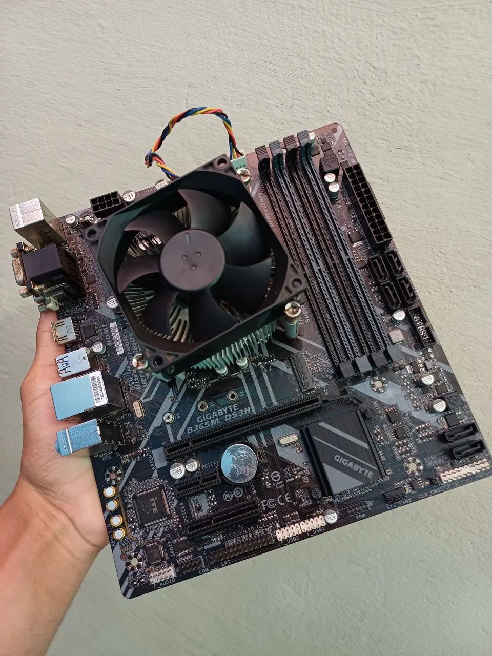 PLACA MAE + PROCESSADOR INTEL 